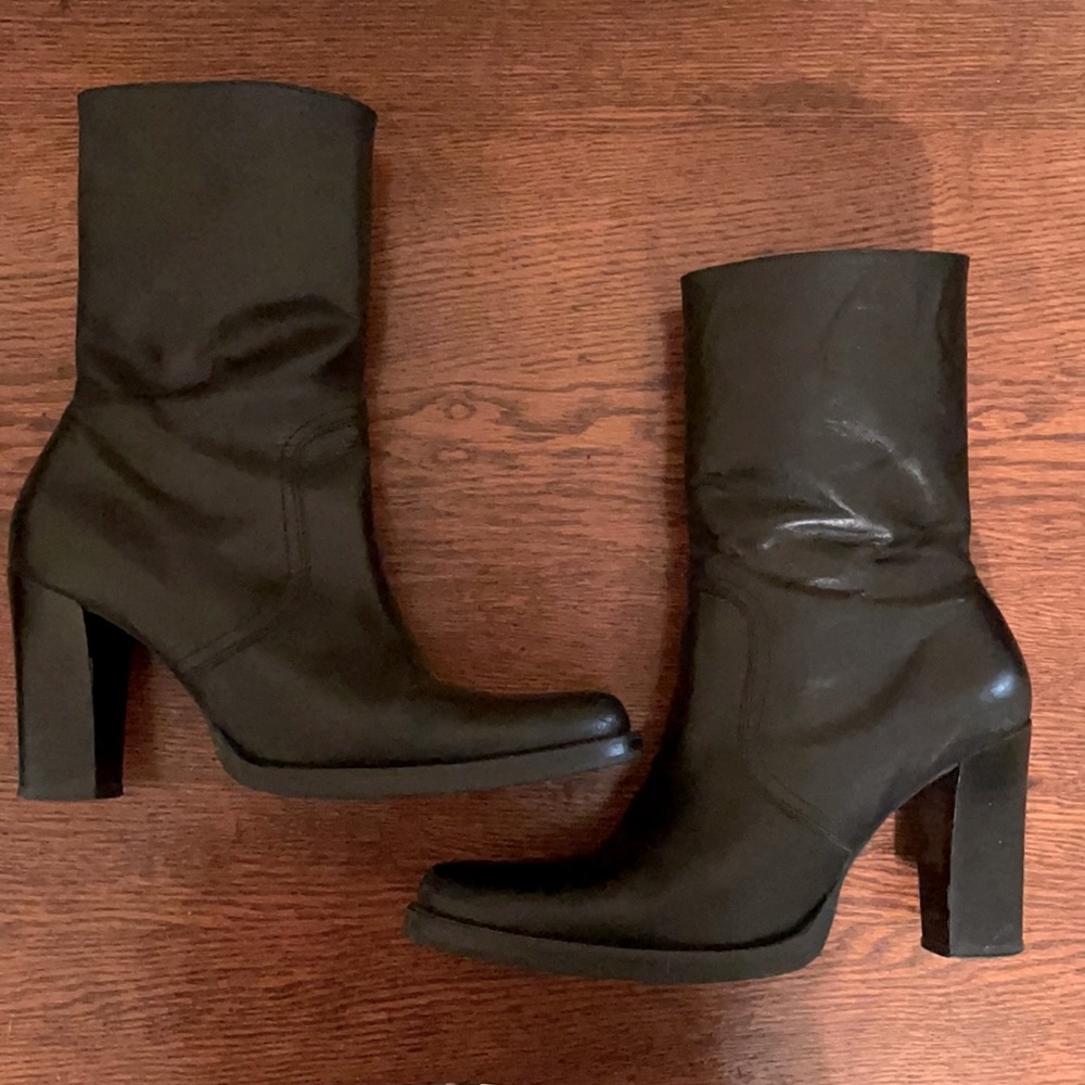 90’s vintage mid half block heel boot made with genuine leather!